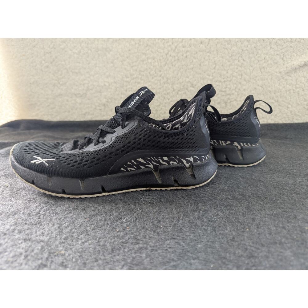 Reebok‎ Zig Sky Women's Size 7.5 Black White Running Sneakers GY5837